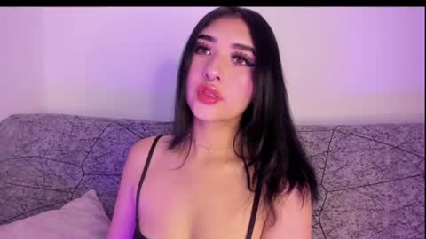 Kat  online show from June 27, 2026, 12:37 am