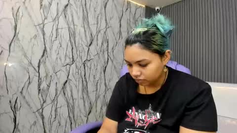 Snapshot of katteyes_ chatting on April 14, 2026, 7:53 pm katteyes_ online show from April 14, 2026, 7:53 pm