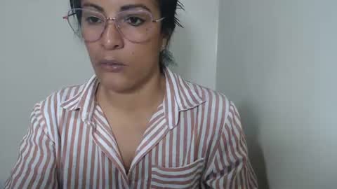 Snapshot of kattleyagray chatting on July 13, 2026, 6:55 pm KattleyaGrey online show from July 13, 2026, 6:55 pm