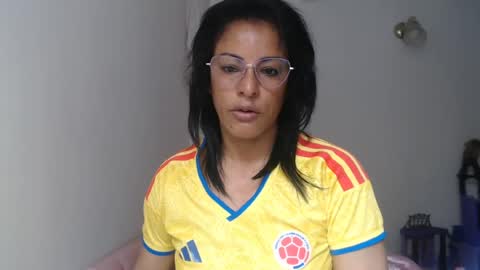 Snapshot of kattleyagray chatting on July 20, 2026, 1:24 pm KattleyaGrey online show from July 20, 2026, 1:24 pm