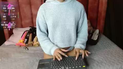 Snapshot of katty_berry_ chatting on February 17, 2026, 2:57 pm Arianna online show from February 17, 2026, 2:57 pm