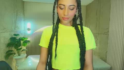 Katty  online show from September 22, 2025, 8:44 pm