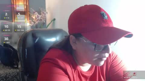 Snapshot of katty_findom_ chatting on April 22, 2026, 9:55 am katty online show from April 22, 2026, 9:55 am