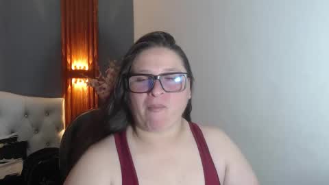 Snapshot of katty_findom_ chatting on May 14, 2026, 11:39 am katty online show from May 14, 2026, 11:39 am