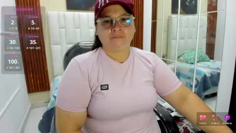 Snapshot of katty_findom_ chatting on July 9, 2026, 9:13 am katty online show from July 9, 2026, 9:13 am