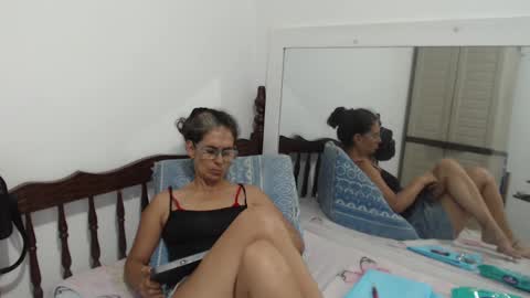 Snapshot of kattydirty144 chatting on January 7, 2025, 9:03 pm angel online show from January 7, 2025, 9:03 pm