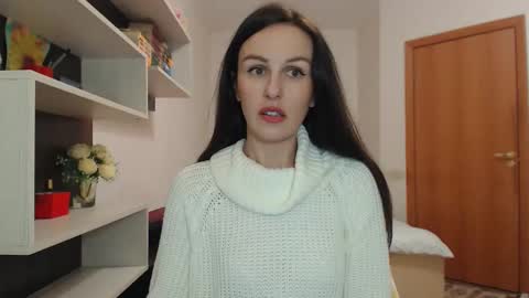 KattySapphire online show from March 4, 2026, 2:45 pm