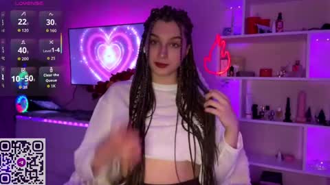 Olivia online show from April 27, 2026, 7:01 pm