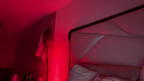 Snapshot of katy_monrroy chatting on October 12, 2025, 12:53 am Emily online show from October 12, 2025, 12:53 am