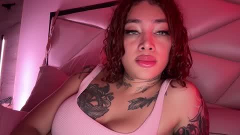 Snapshot of katy_monrroy chatting on October 29, 2025, 2:03 am Emily online show from October 29, 2025, 2:03 am