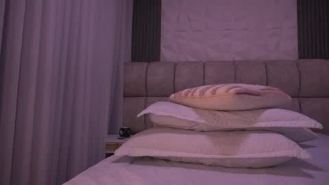 Katy online show from April 15, 2026, 12:01 pm