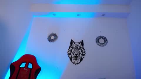 Katy Van online show from November 18, 2025, 9:19 pm