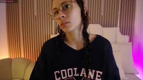 Katy Van online show from March 26, 2026, 8:25 pm