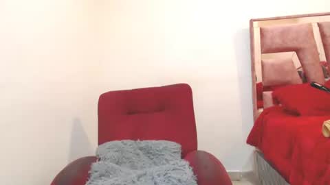 Katy and Natha online show from December 20, 2025, 5:20 pm