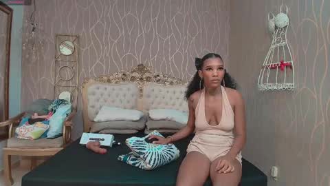 Snapshot of katybrowns chatting on October 12, 2025, 8:19 pm KATY online show from October 12, 2025, 8:19 pm