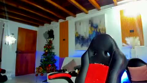 katy deliz online show from November 4, 2025, 10:42 pm