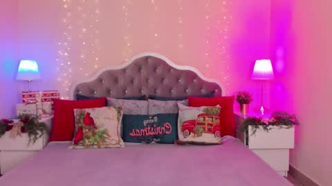 Snapshot of katymeaw chatting on December 17, 2025, 1:11 am katymeaw online show from December 17, 2025, 1:11 am