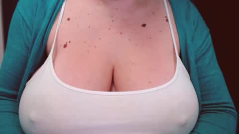 Katy online show from November 28, 2025, 4:48 am