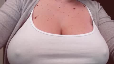 Katy online show from December 23, 2025, 1:47 am