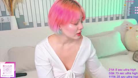 Yuki  online show from October 3, 2025, 5:26 am