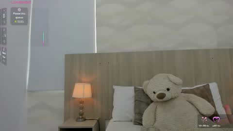   online show from November 24, 2025, 11:32 am