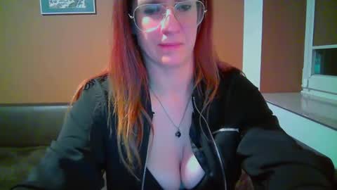 Snapshot of kayalips chatting on November 12, 2025, 4:18 pm KayaLips online show from November 12, 2025, 4:18 pm