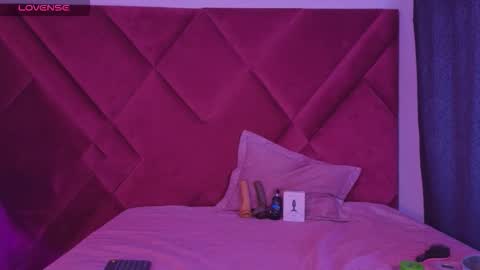 Snapshot of kayalstone chatting on October 26, 2025, 2:39 am Cattleya stone online show from October 26, 2025, 2:39 am