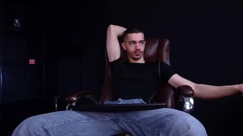 Snapshot of kaydendrew chatting on January 10, 2026, 5:42 am KaydenDrew online show from January 10, 2026, 5:42 am