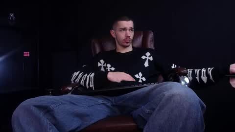 Snapshot of kaydendrew chatting on January 12, 2026, 5:12 am KaydenDrew online show from January 12, 2026, 5:12 am