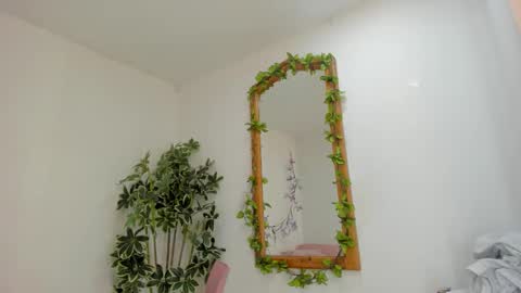 kaylahank online show from October 23, 2025, 11:53 am