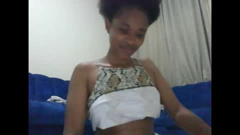 kaylar online show from November 29, 2025, 1:36 pm