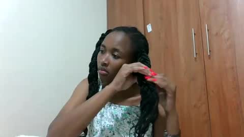 kaylar online show from June 12, 2026, 7:13 pm