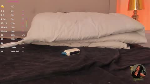 Kayla online show from March 22, 2026, 9:45 am