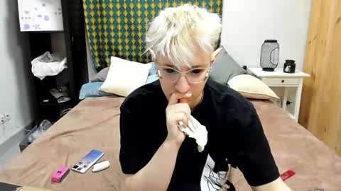 Snapshot of kayleen_xo chatting on September 21, 2025, 2:57 am Lisa online show from September 21, 2025, 2:57 am