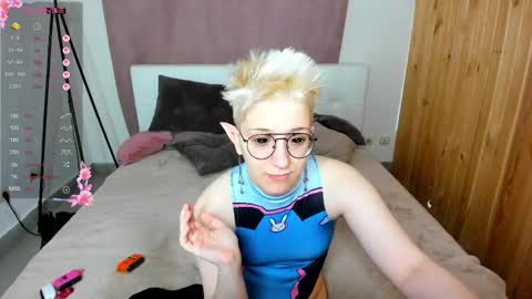 Snapshot of kayleen_xo chatting on September 22, 2025, 2:24 am Lisa online show from September 22, 2025, 2:24 am