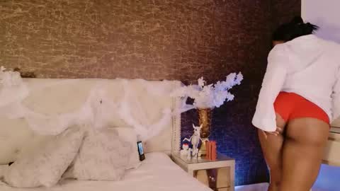  KAYLIE  online show from October 17, 2025, 10:23 pm