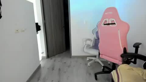 kaylie online show from October 10, 2025, 12:04 pm