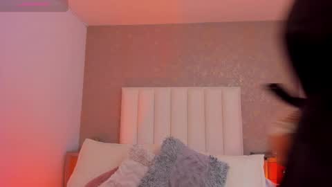 kayliebrooks online show from November 12, 2025, 8:08 pm