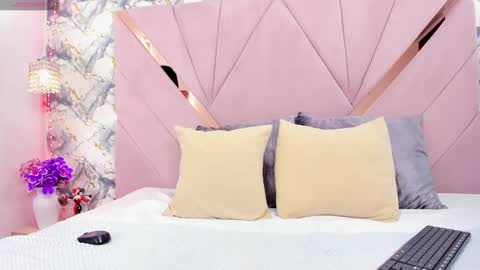 Kaylin Jann online show from February 5, 2026, 5:39 pm