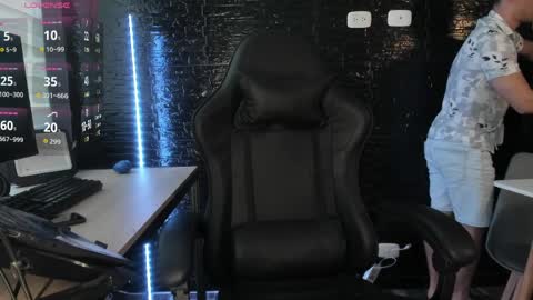 Kayn online show from April 9, 2026, 4:23 pm