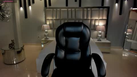 Kay online show from March 16, 2026, 5:35 am