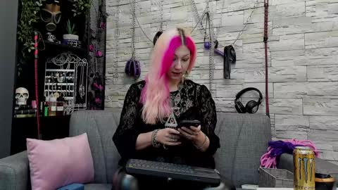 Snapshot of kaziaswart chatting on December 13, 2024, 2:32 am Miss Kazia online show from December 13, 2024, 2:32 am