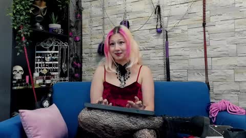 Snapshot of kaziaswart chatting on January 3, 2025, 12:43 am Miss Kazia online show from January 3, 2025, 12:43 am