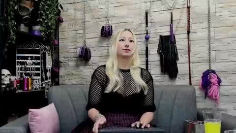 Snapshot of kaziaswart chatting on October 20, 2025, 10:21 pm Miss Kazia online show from October 20, 2025, 10:21 pm