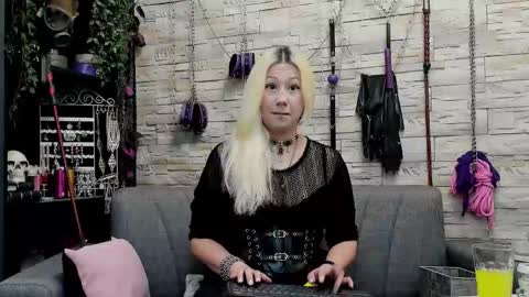 Snapshot of kaziaswart chatting on October 21, 2025, 9:59 pm Miss Kazia online show from October 21, 2025, 9:59 pm