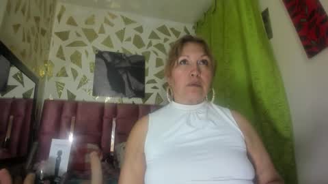 KAZSANDRAH online show from November 8, 2025, 4:23 am