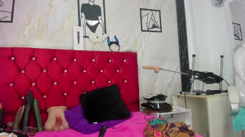 KAZSANDRAH online show from June 4, 2026, 4:29 am