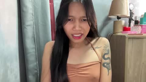 Its me Cora online show from December 5, 2025, 4:21 am