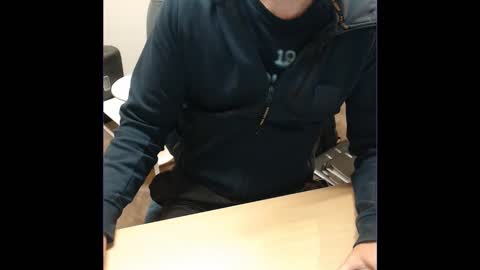 Snapshot of kcirt17225058 chatting on October 25, 2025, 11:07 am kcirt17225058 online show from October 25, 2025, 11:07 am