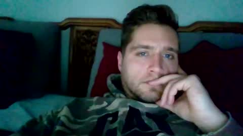 keaginschroeder1 online show from March 14, 2026, 9:31 pm